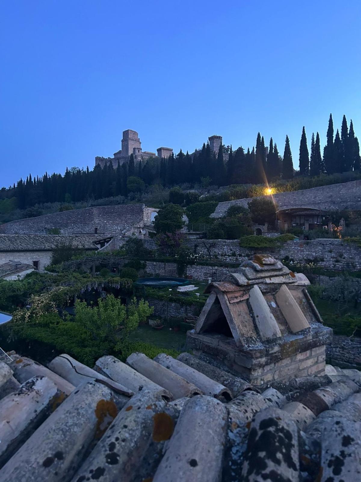 Monolocale L'Anfiteatro Romano 阿西西 外观 照片